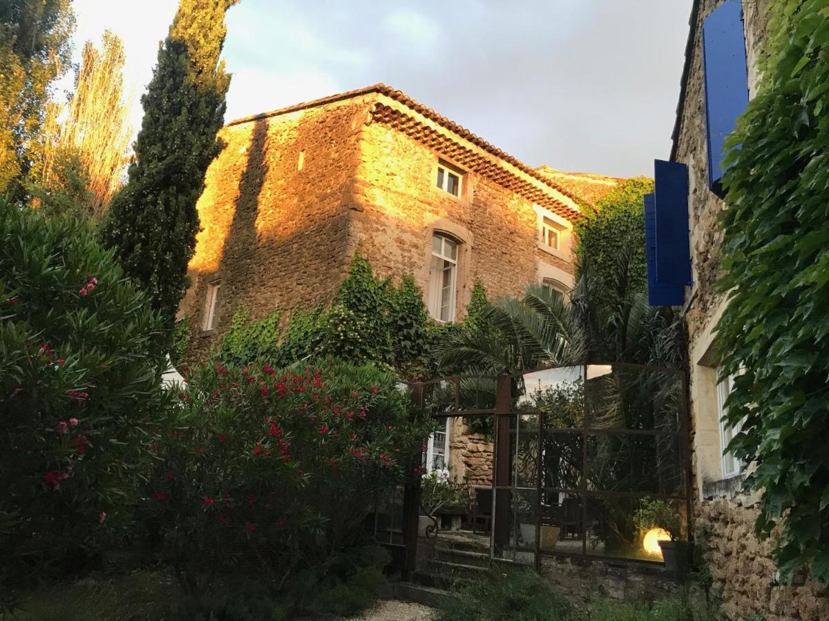 Les Aiguieres En Provence Bed & Breakfast ซูซ-ลา-รุส ภายนอก รูปภาพ
