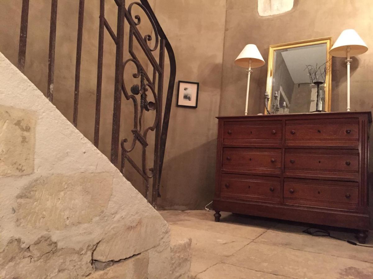 Les Aiguieres En Provence Bed & Breakfast ซูซ-ลา-รุส ภายนอก รูปภาพ