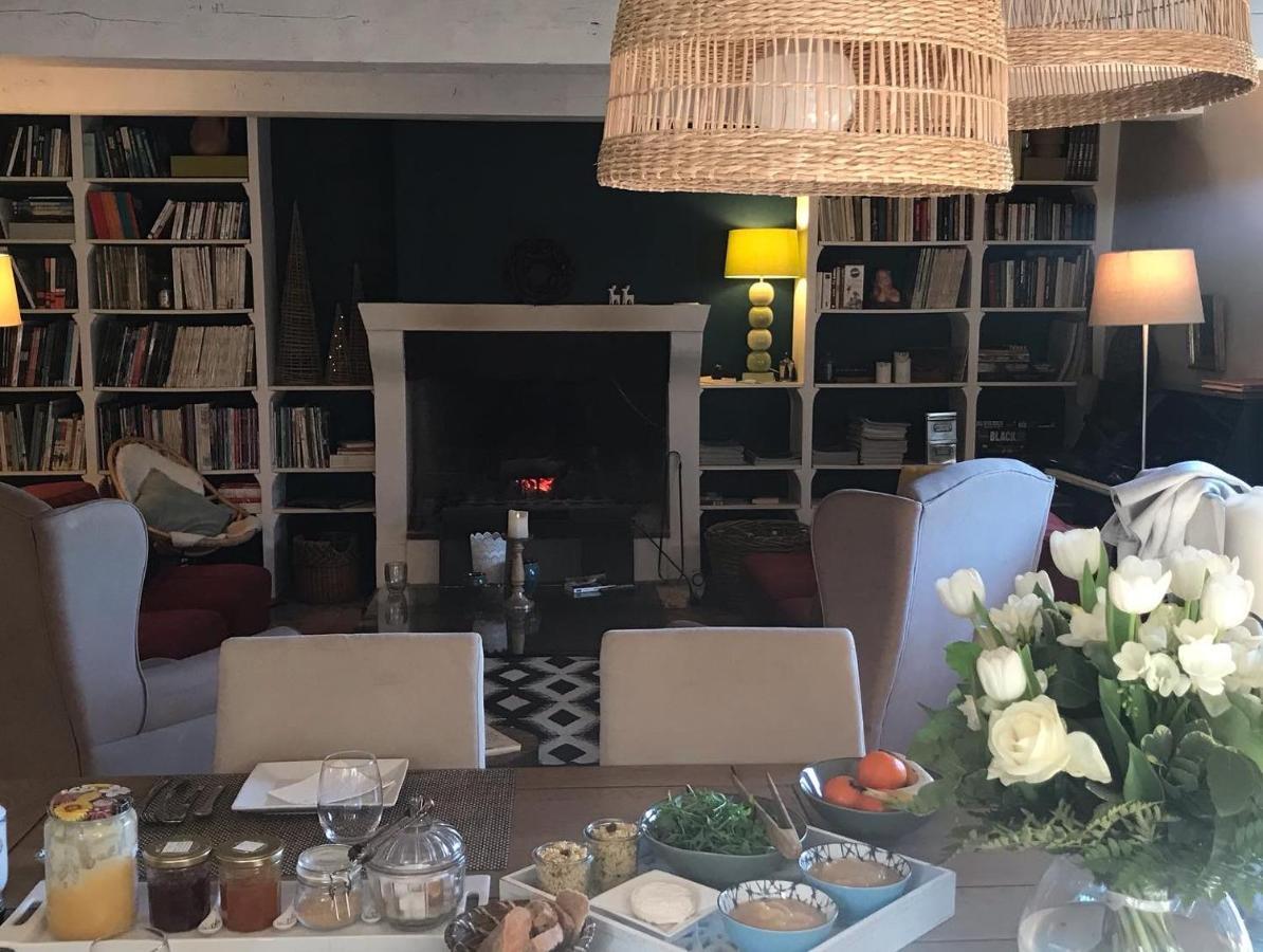 Les Aiguieres En Provence Bed & Breakfast ซูซ-ลา-รุส ภายนอก รูปภาพ