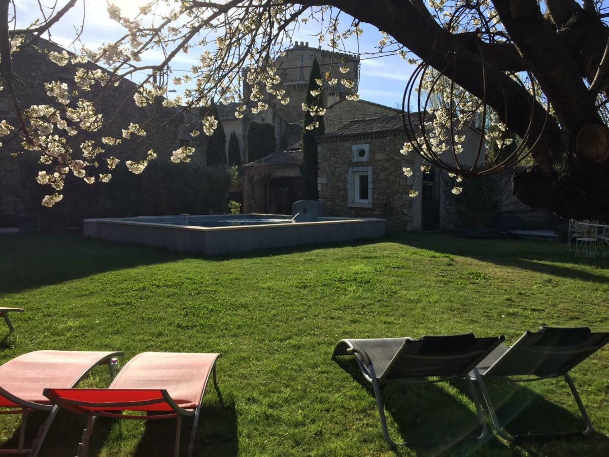 Les Aiguieres En Provence Bed & Breakfast ซูซ-ลา-รุส ภายนอก รูปภาพ